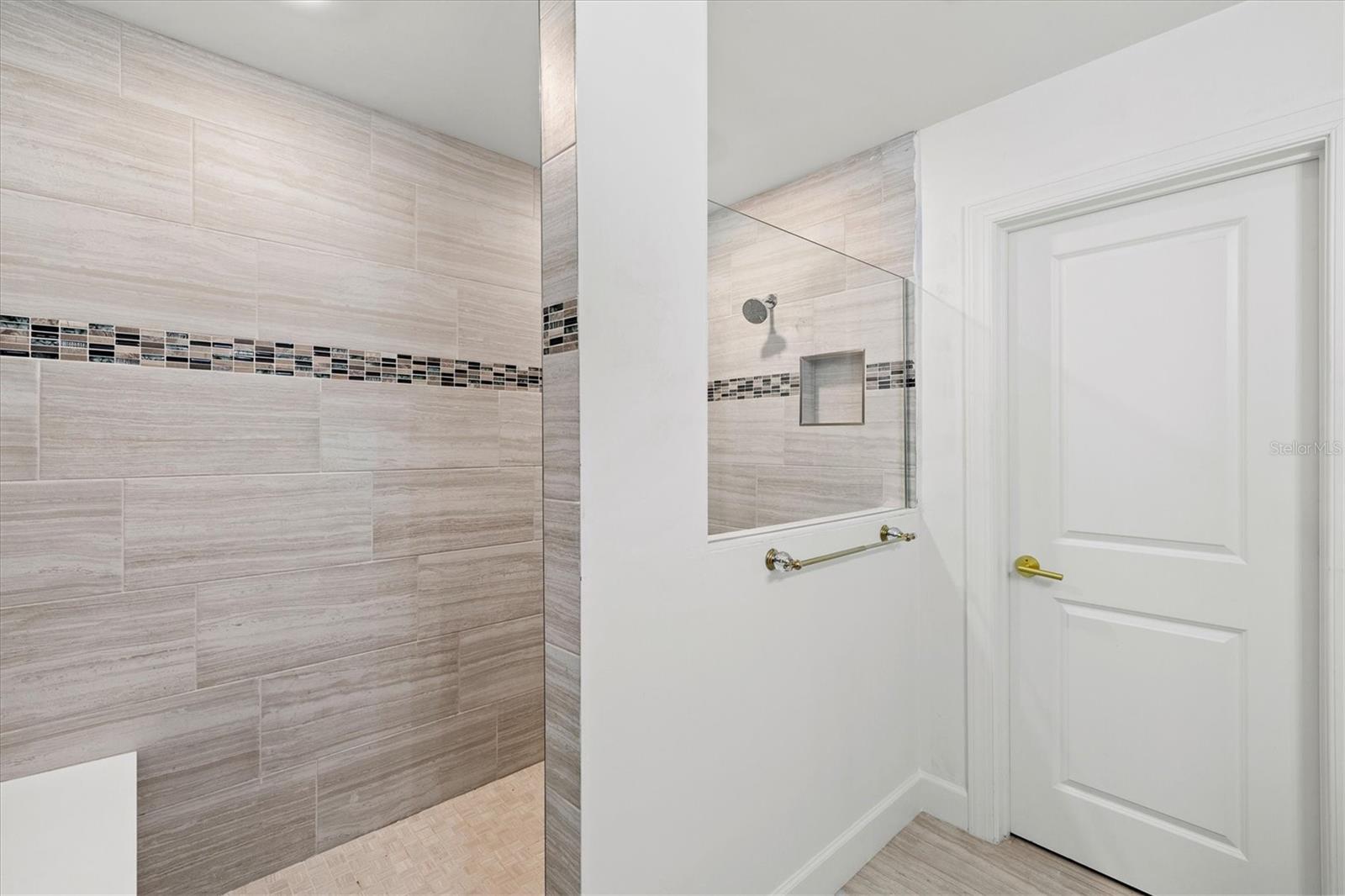 16235 PINE MIST DR, BRADENTON, FL, 34211