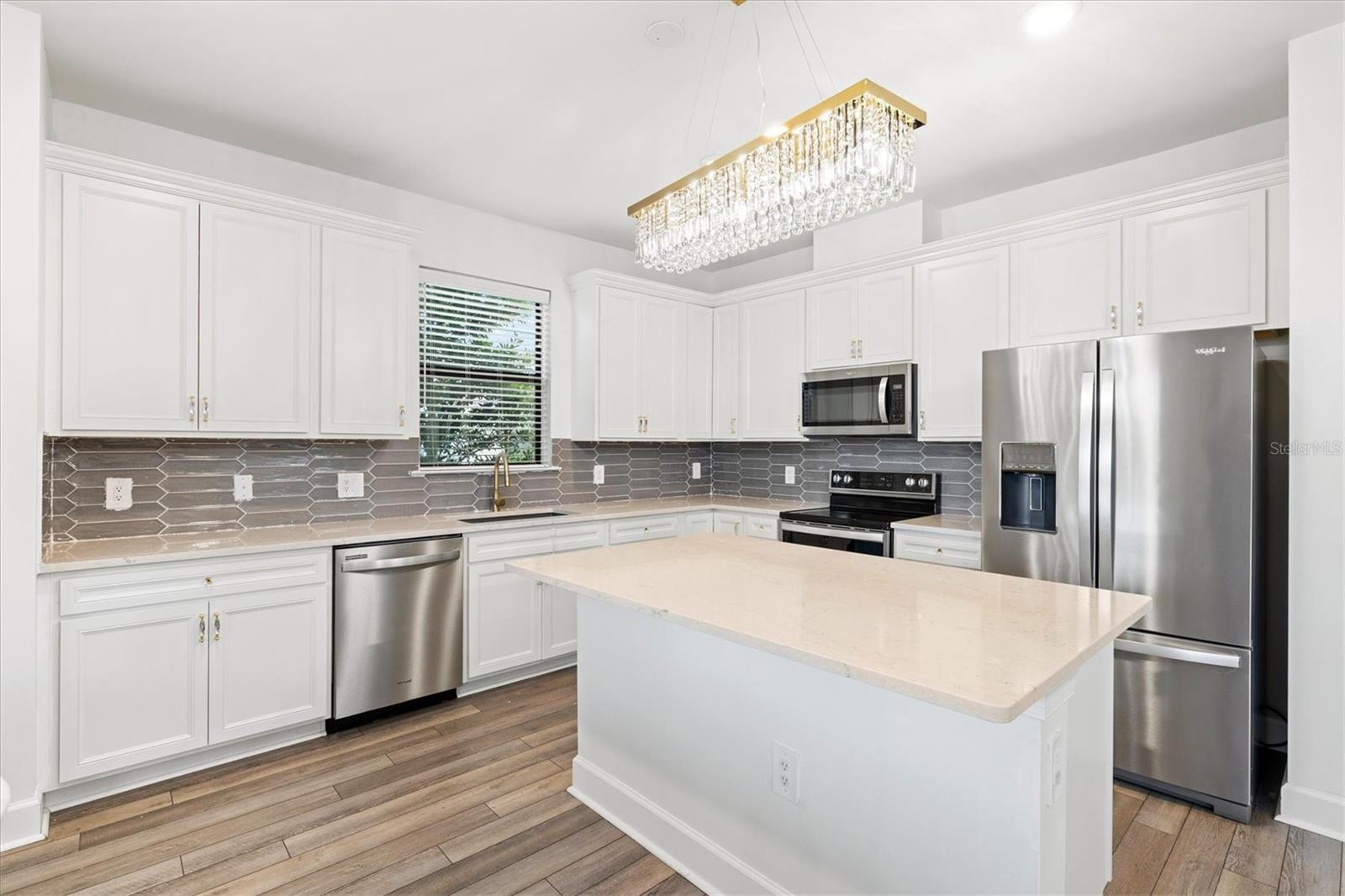 16235 PINE MIST DR, BRADENTON, FL, 34211