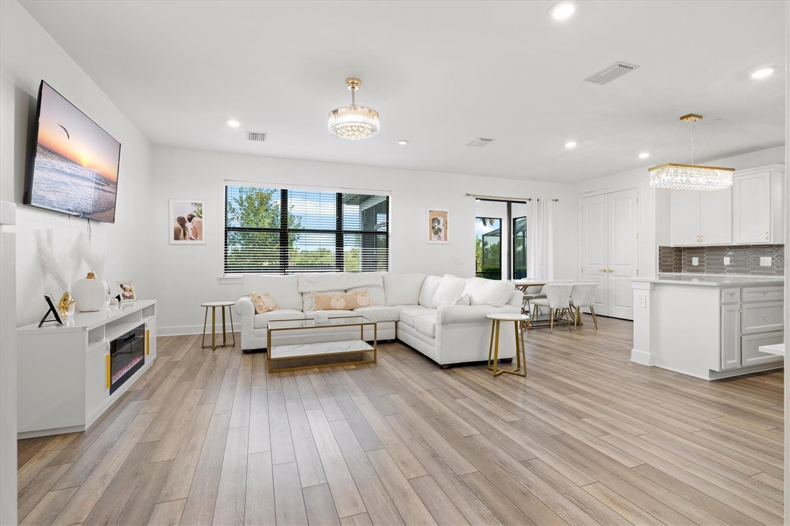 16235 PINE MIST DR, BRADENTON, FL, 34211