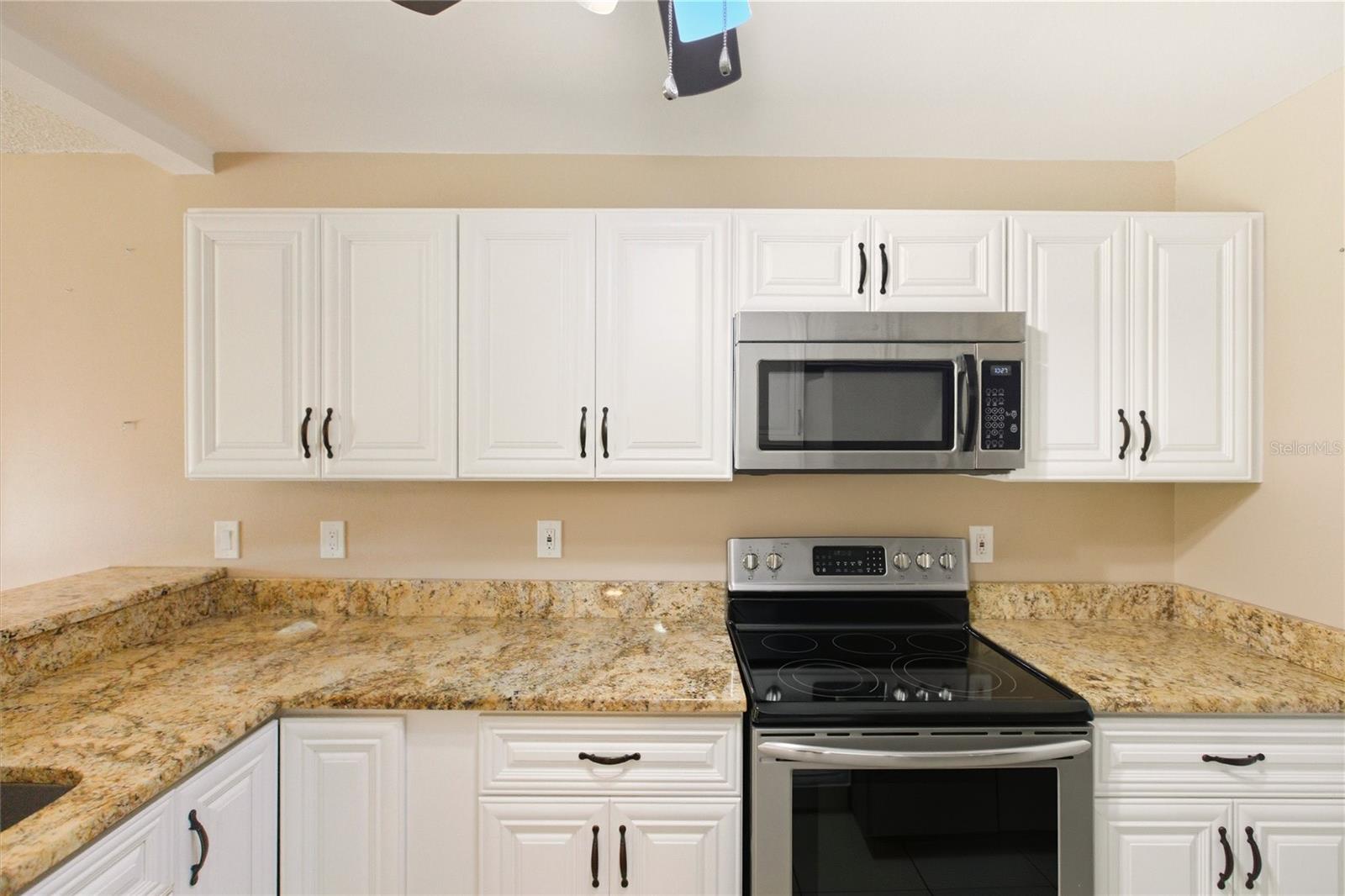 8003 OAK DR, PALMETTO, FL, 34221