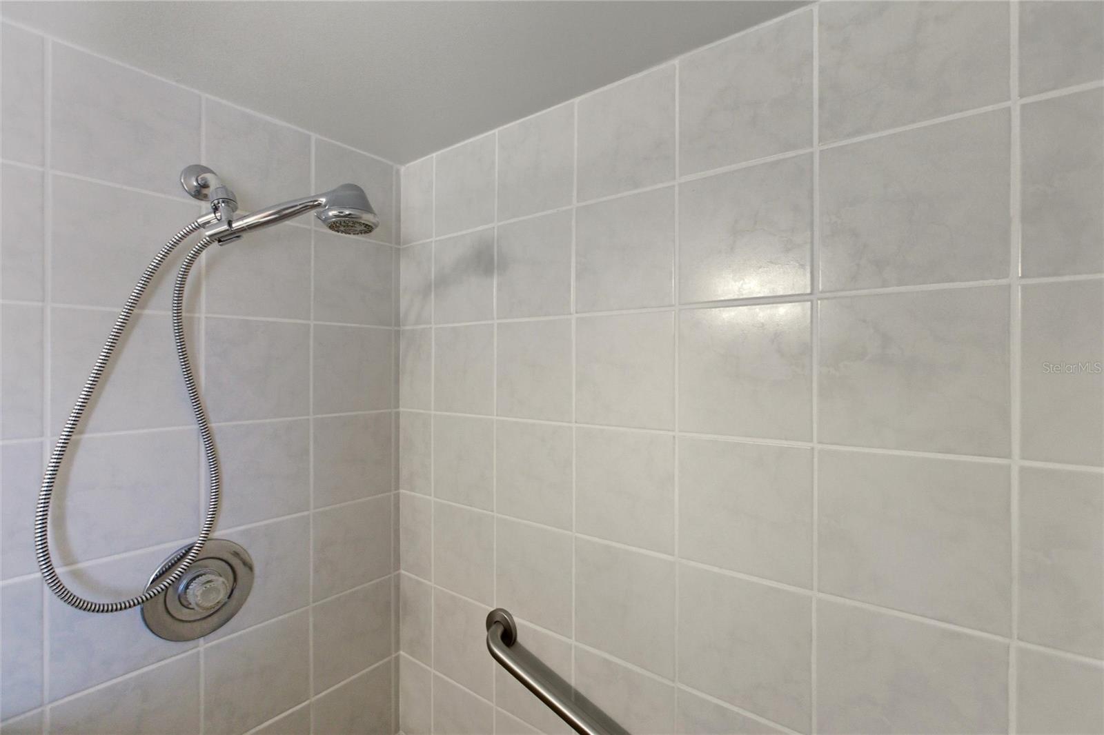 8003 OAK DR, PALMETTO, FL, 34221