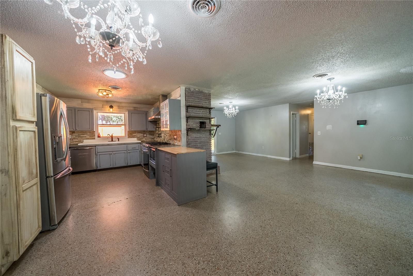 1740 SE 164TH CIR, OCKLAWAHA, FL, 32179