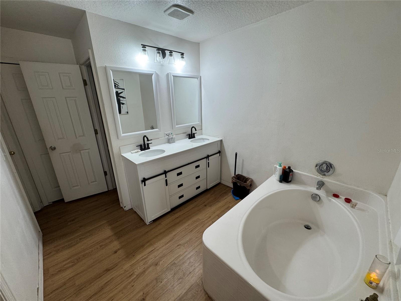 627 WOODLAND CREEK BLVD, KISSIMMEE, FL, 34744