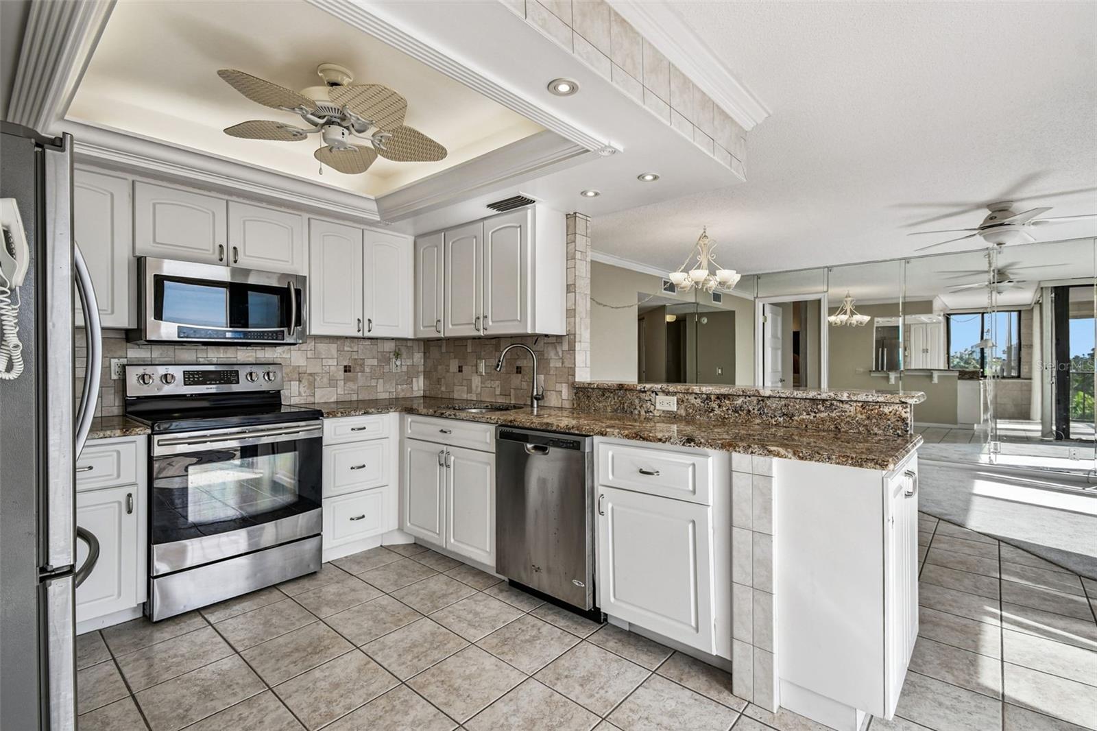 6104 PALMA DEL MAR BLVD S #402, ST PETERSBURG, FL, 33715