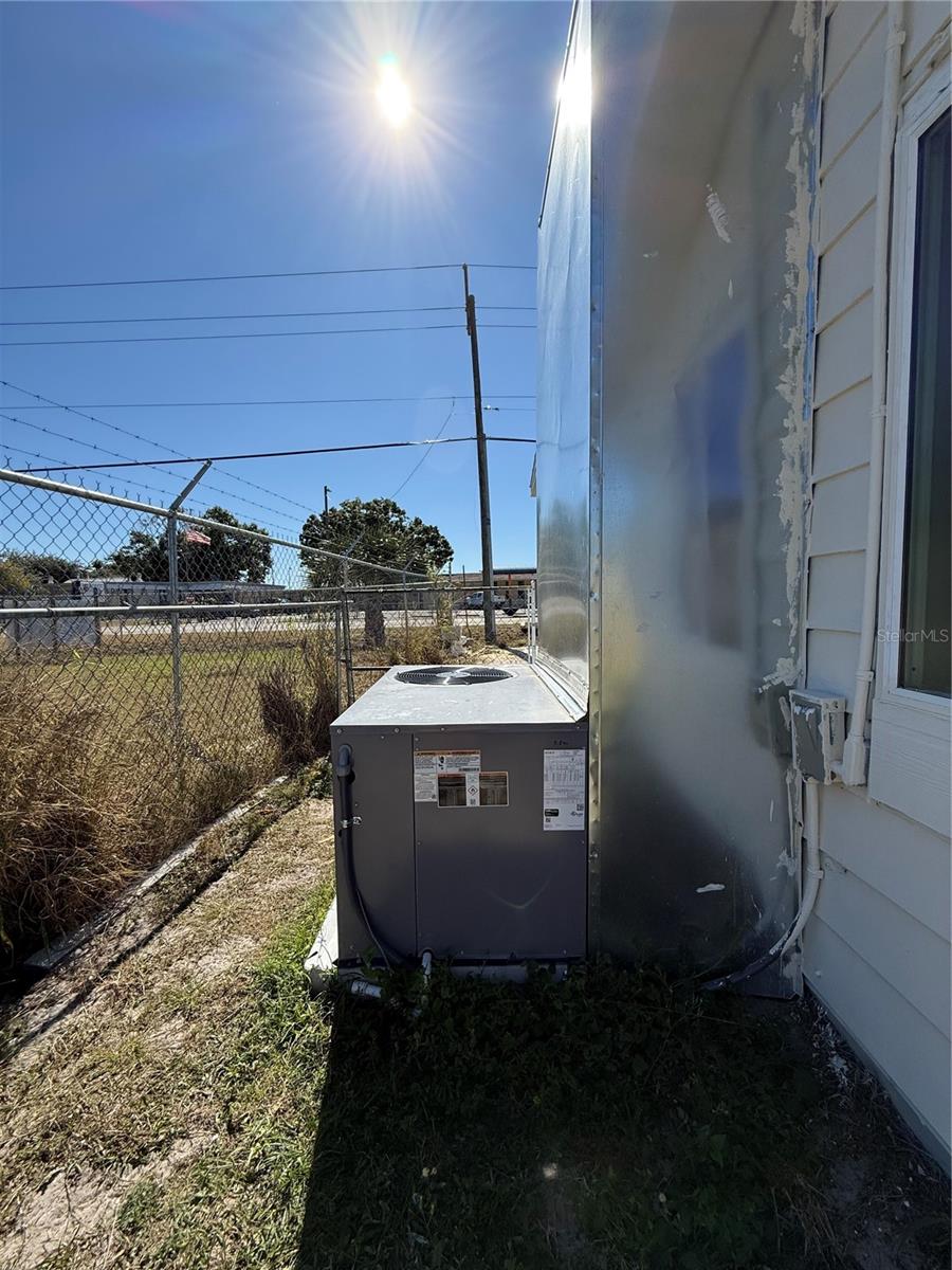 311 E BRIDGERS AVE, AUBURNDALE, FL, 33823