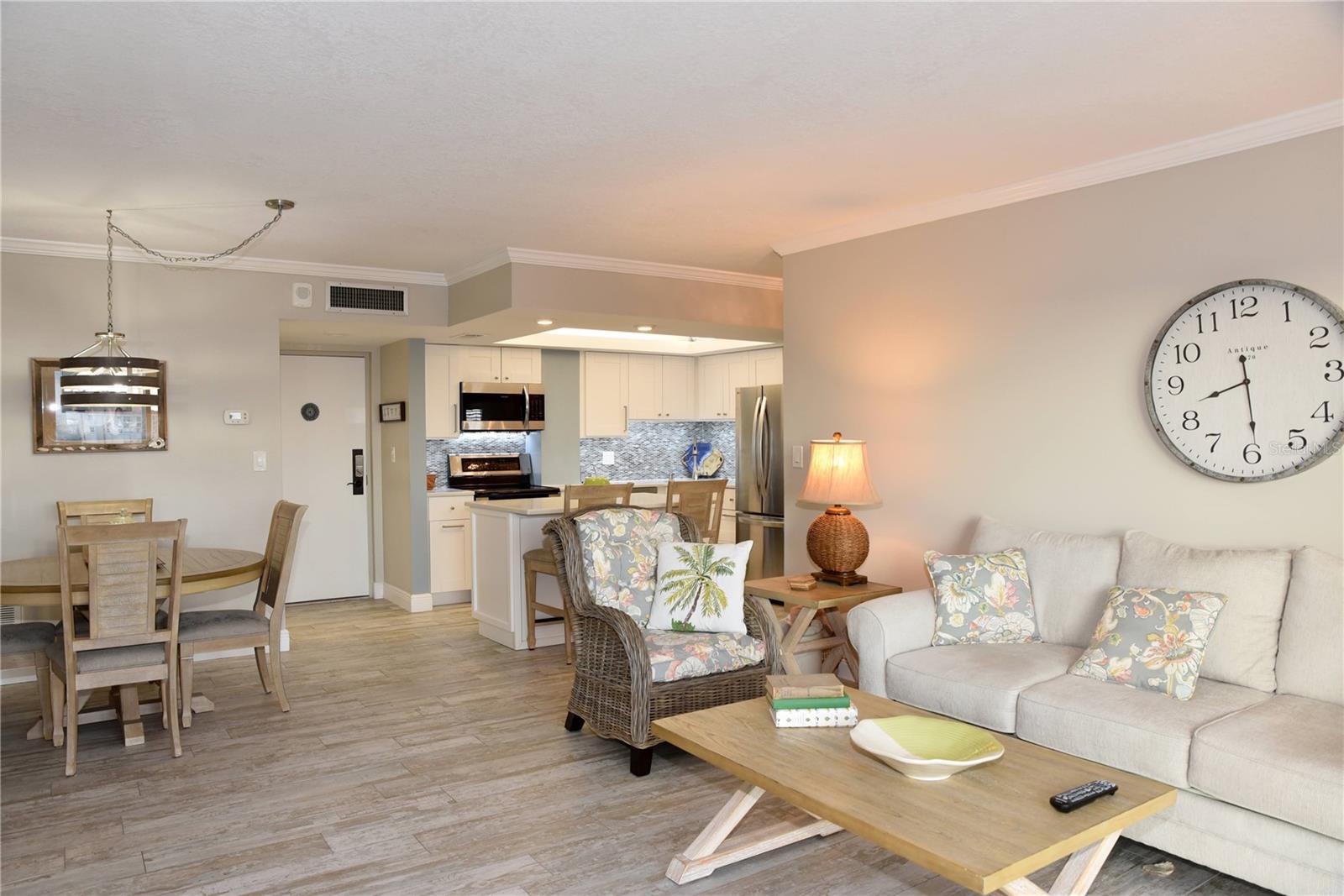 4900 BRITTANY DR S #811, ST PETERSBURG, FL, 33715