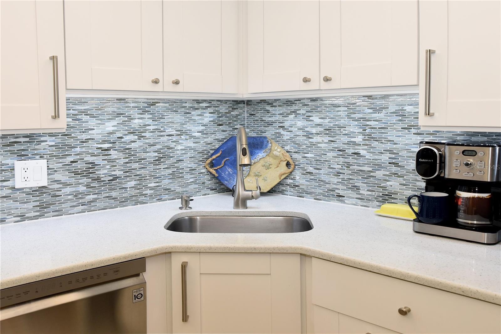 4900 BRITTANY DR S #811, ST PETERSBURG, FL, 33715