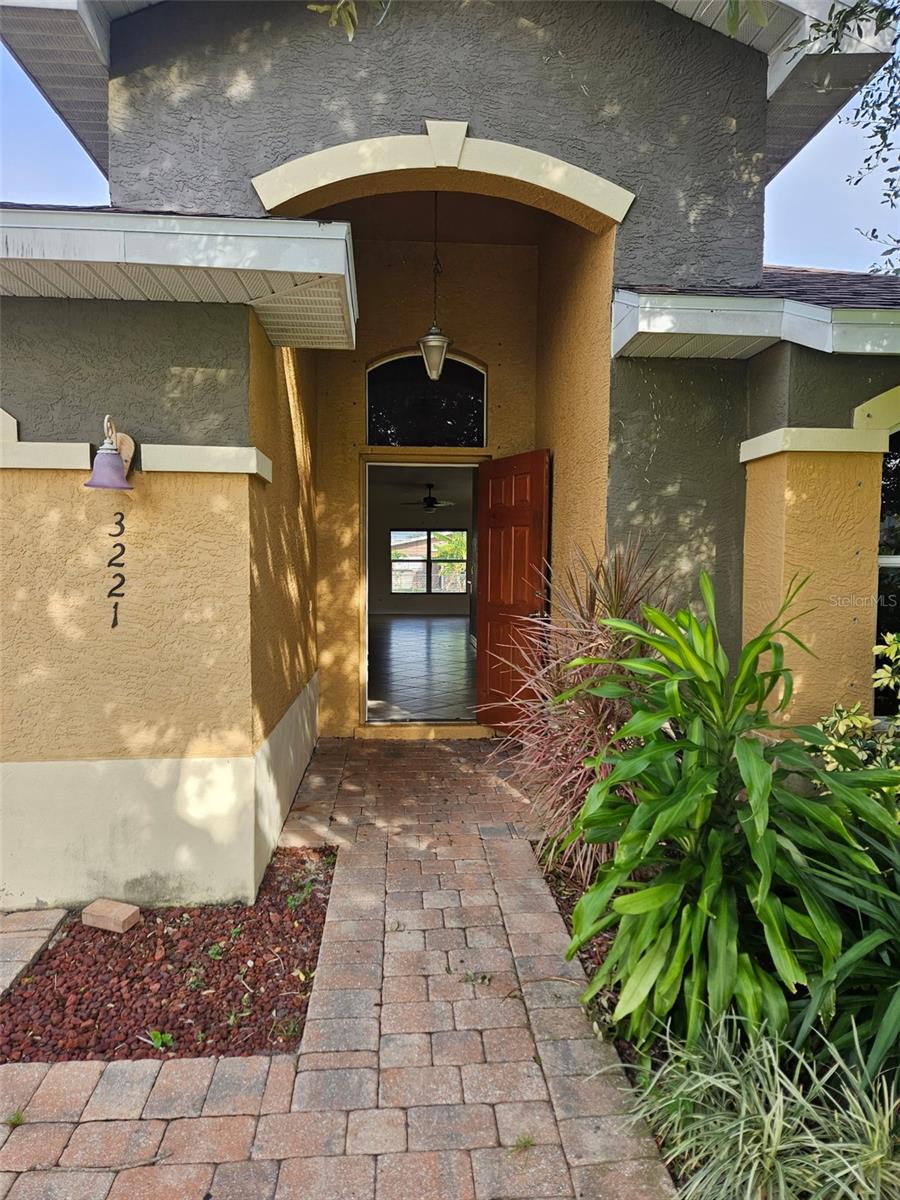 3221 SW SANTA BARBARA PL, CAPE CORAL, FL, 33914