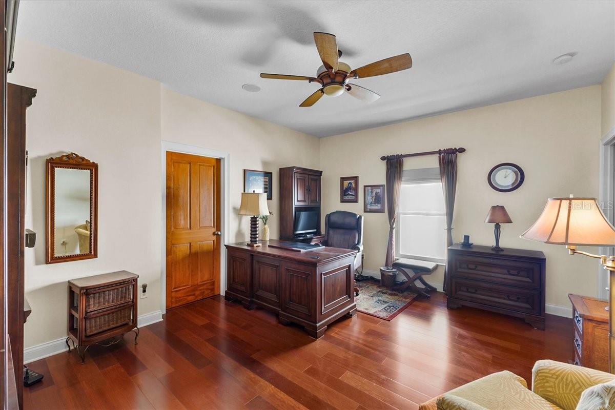 NS1086623 Property Photo