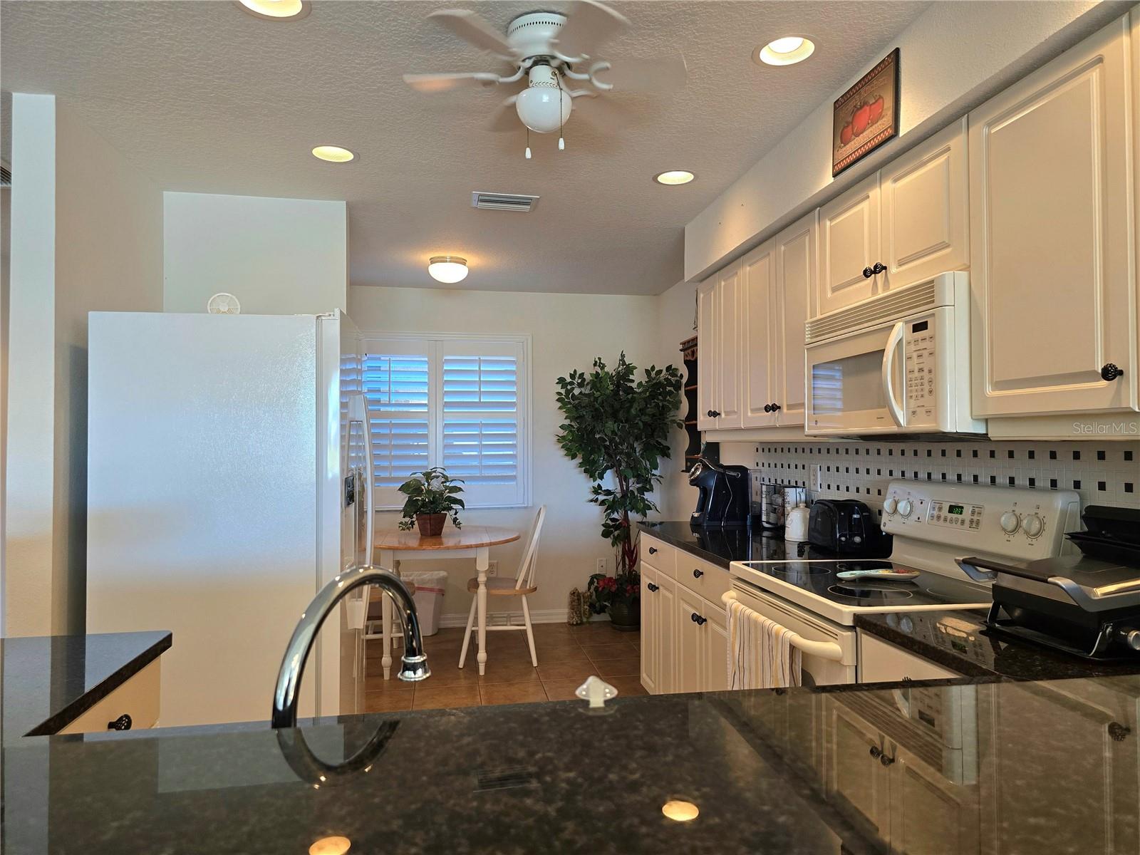 6446 7TH AVENUE CIR W #6446, BRADENTON, FL, 34209