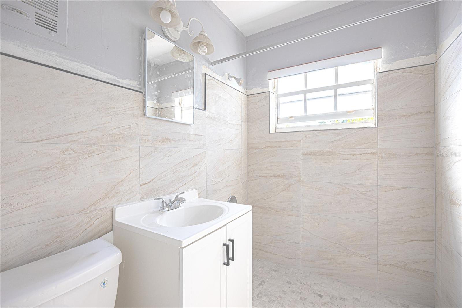 646 BAYBERRY DR, WEST PALM BEACH, FL, 33403