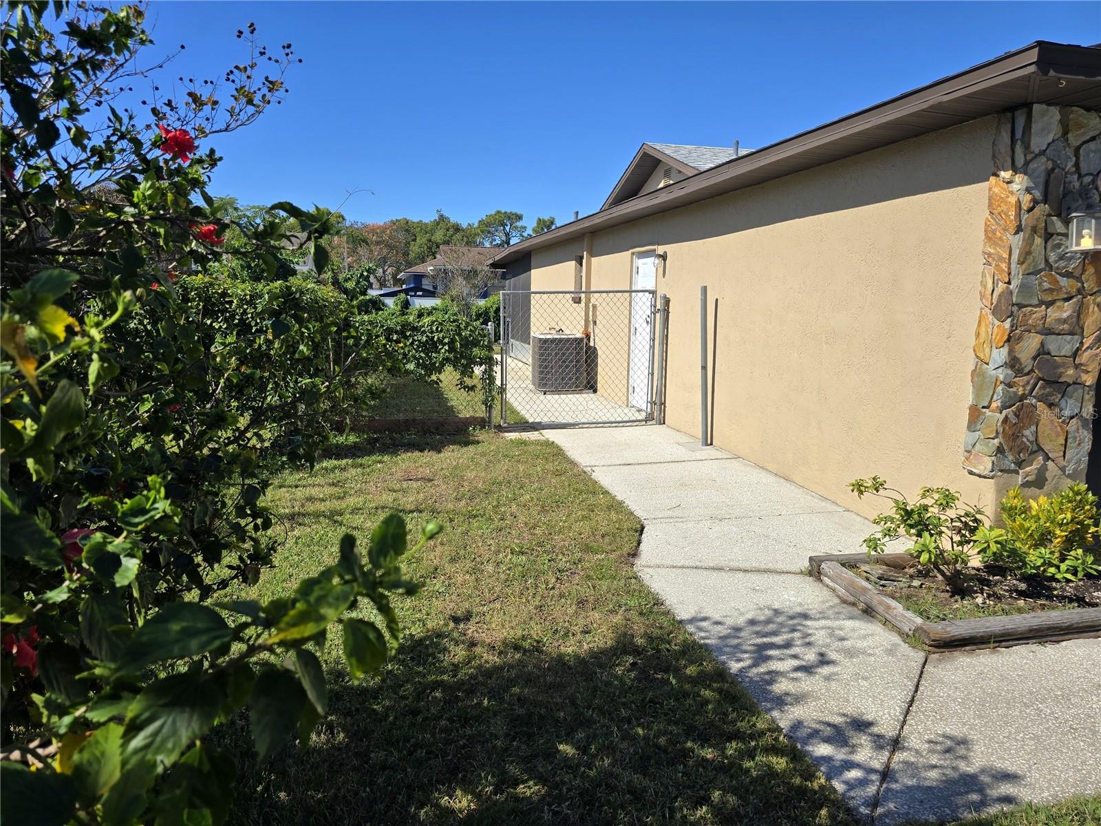 16201 PINE RIDGE DR, HUDSON, FL, 34667