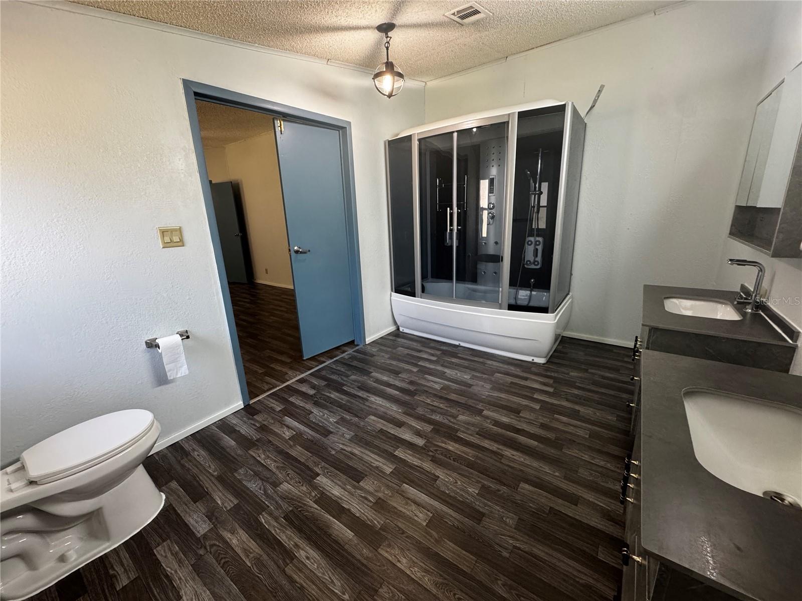 1827 LEESBURG BLVD, FRUITLAND PARK, FL, 34731