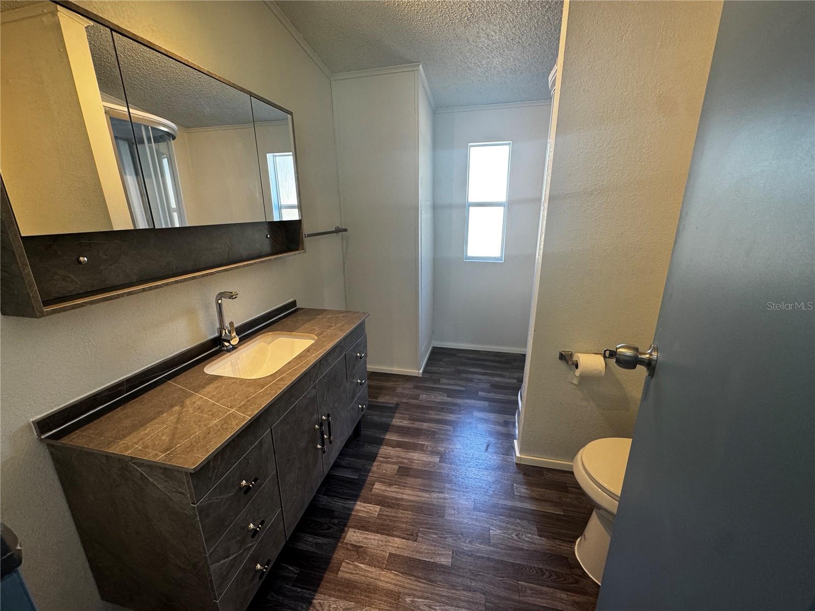 1827 LEESBURG BLVD, FRUITLAND PARK, FL, 34731