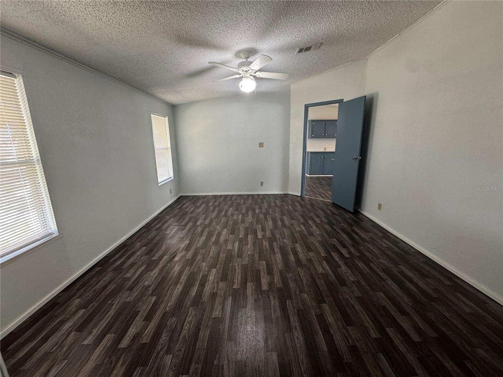 1827 LEESBURG BLVD, FRUITLAND PARK, FL, 34731