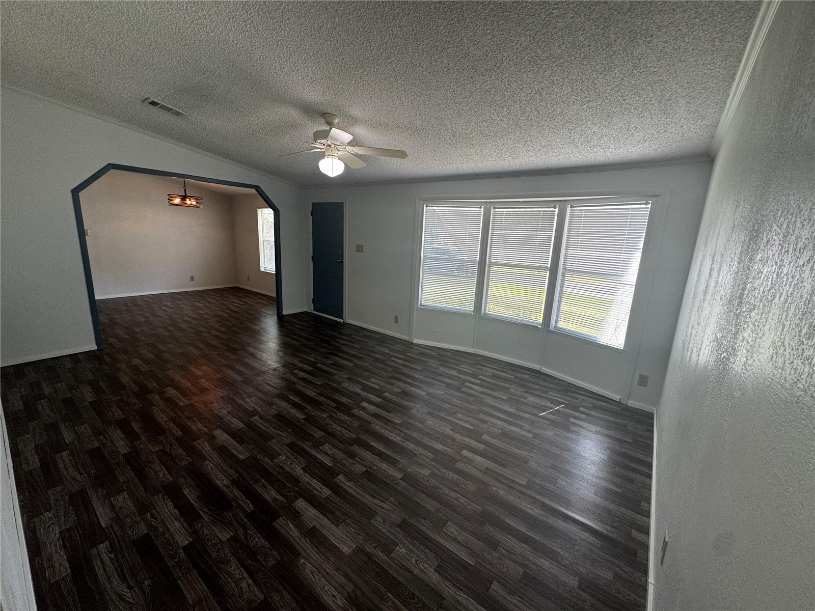 1827 LEESBURG BLVD, FRUITLAND PARK, FL, 34731