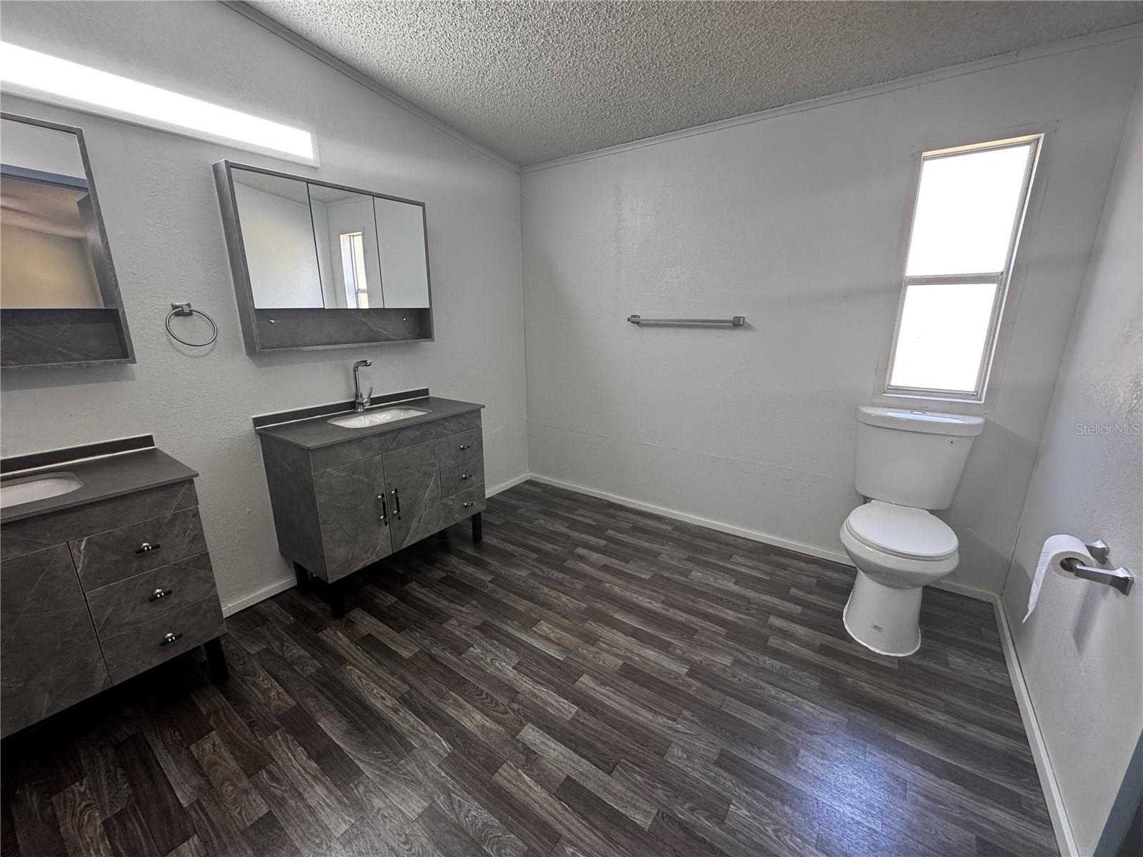 1827 LEESBURG BLVD, FRUITLAND PARK, FL, 34731