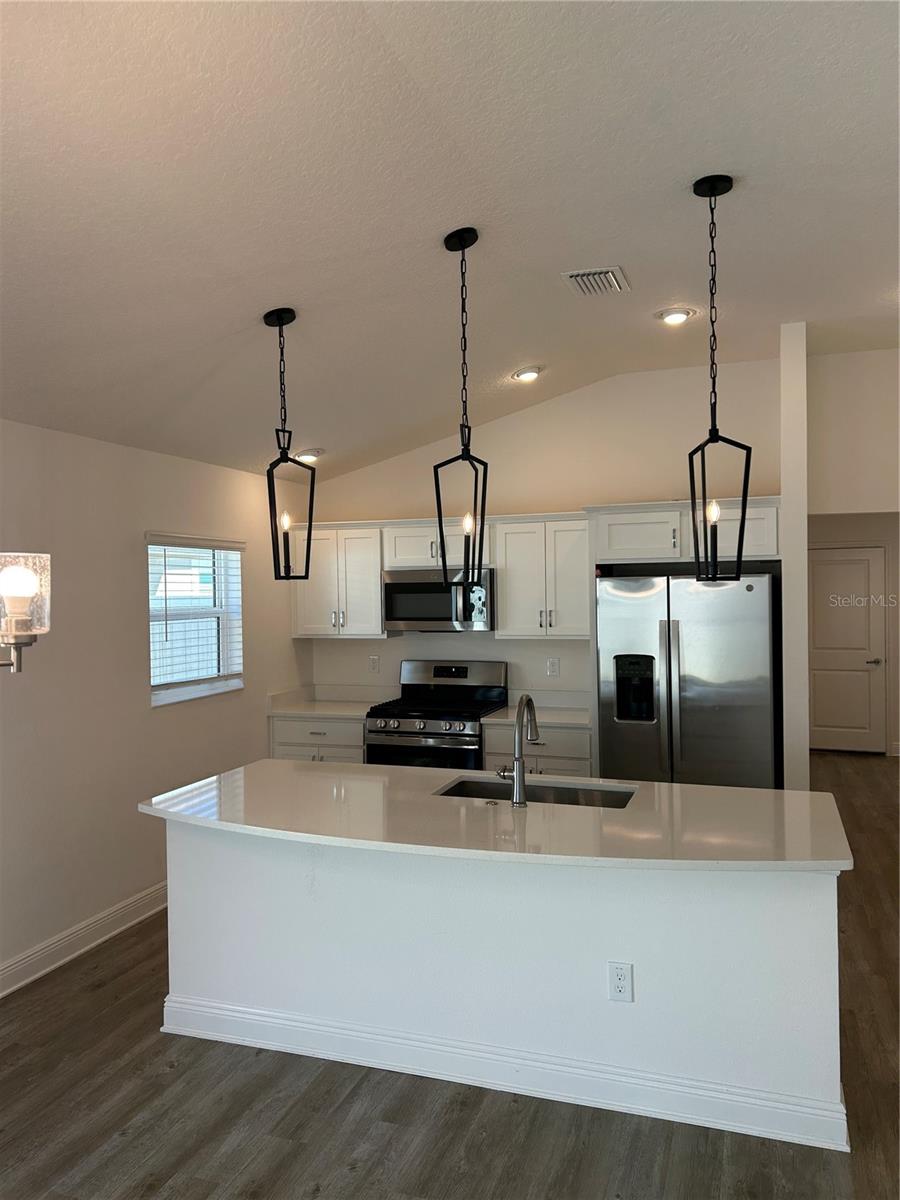 6986 ELAINE CT, THE VILLAGES, FL, 34762