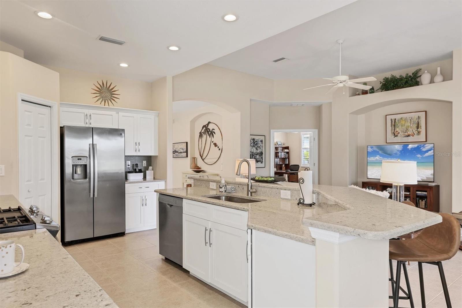 5698 WHITE JASMINE WAY, NORTH PORT, FL, 34287