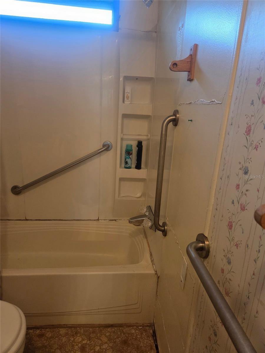 7570 SW 2ND ST, OCALA, FL, 34474