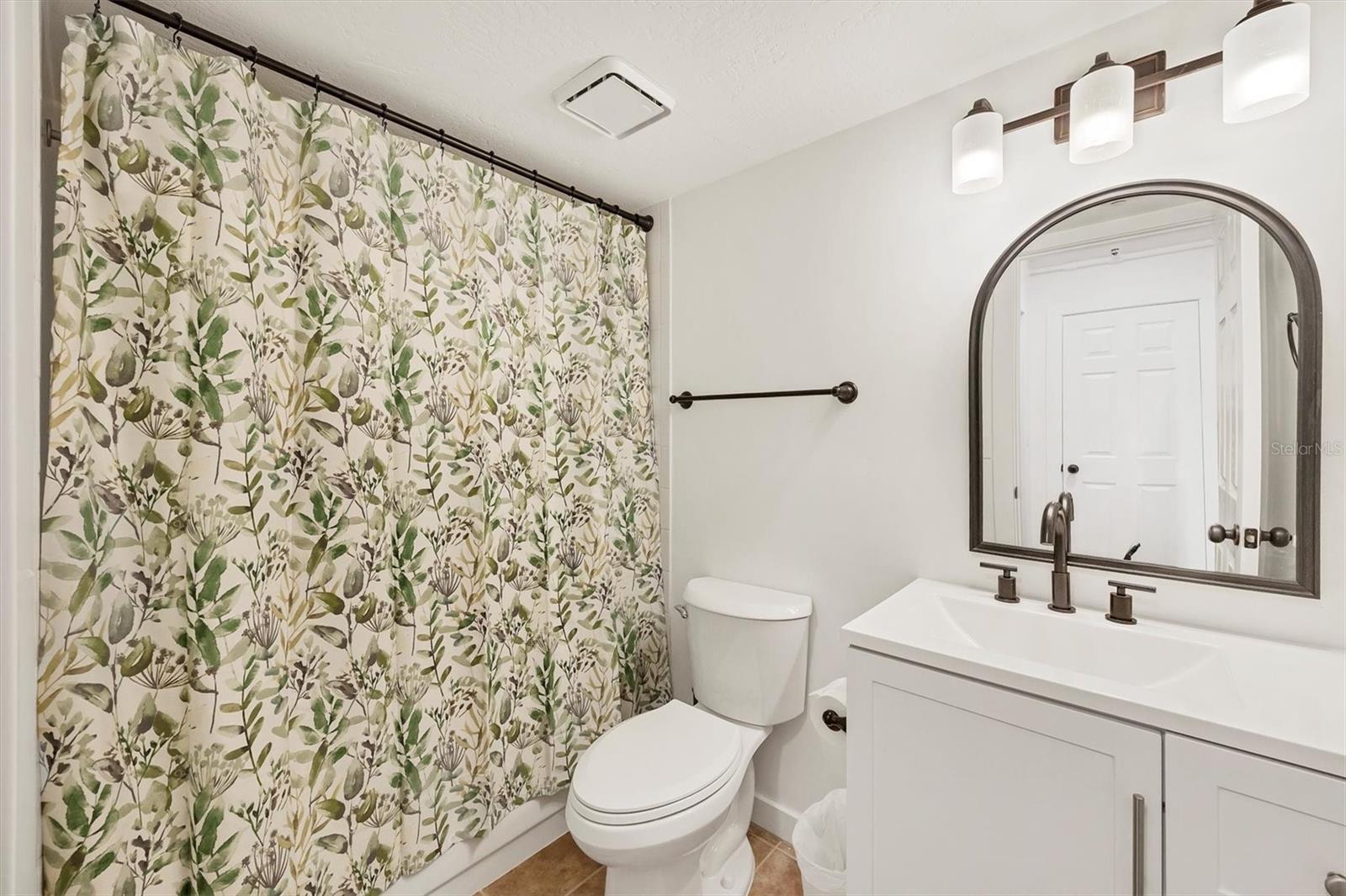 2124 N TAMIAMI TRL #109, SARASOTA, FL, 34234