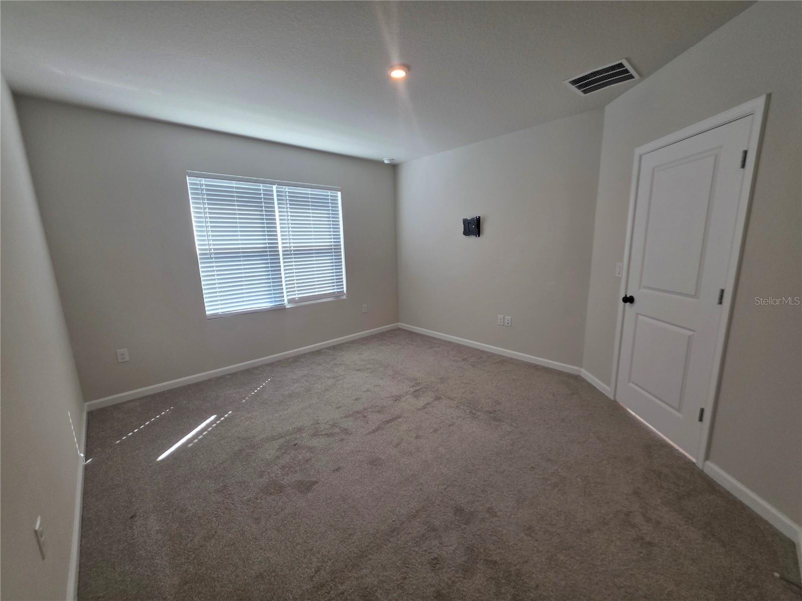 1210 PORT BLUE WAY, LADY LAKE, FL, 32159