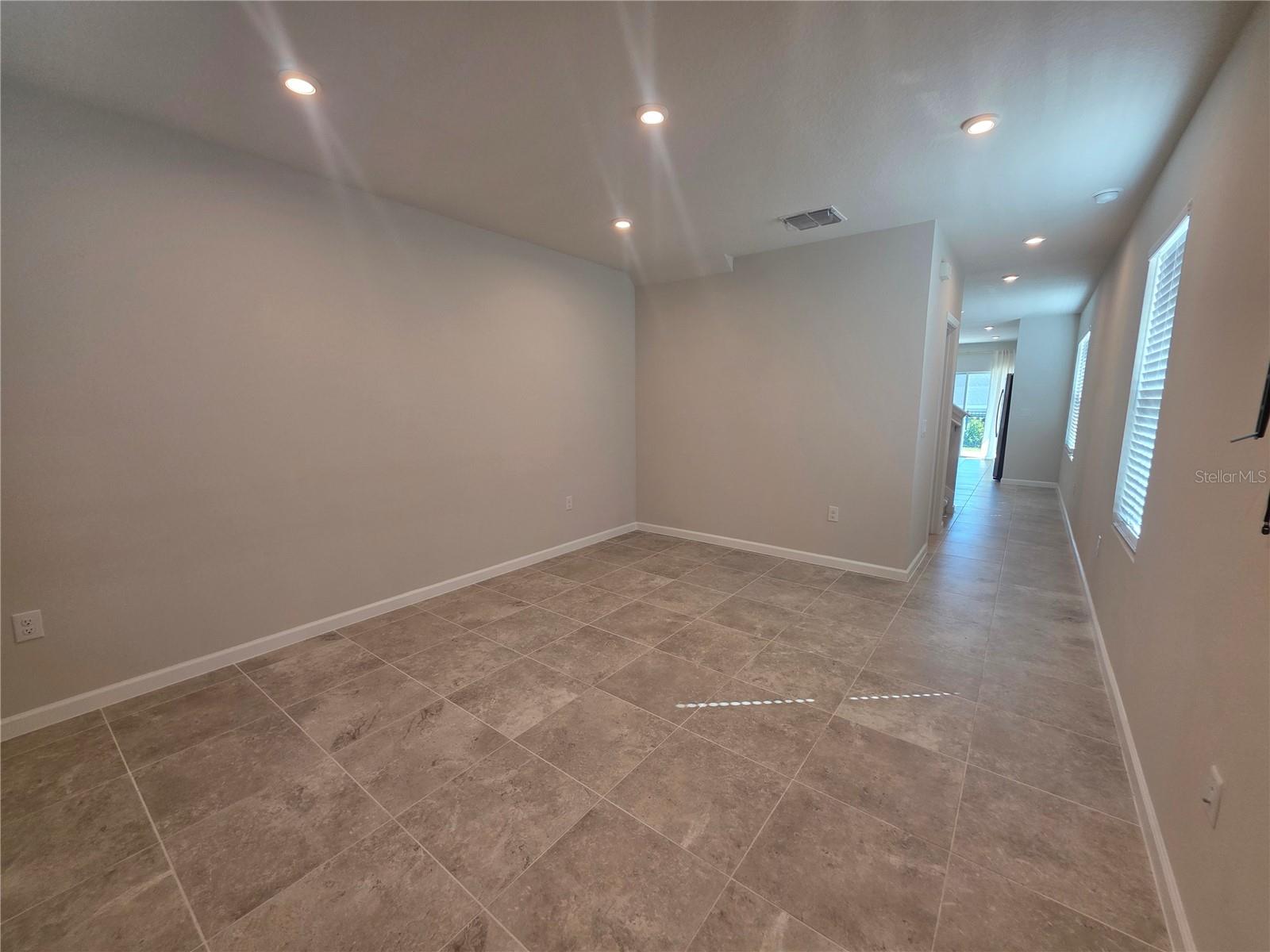 1210 PORT BLUE WAY, LADY LAKE, FL, 32159