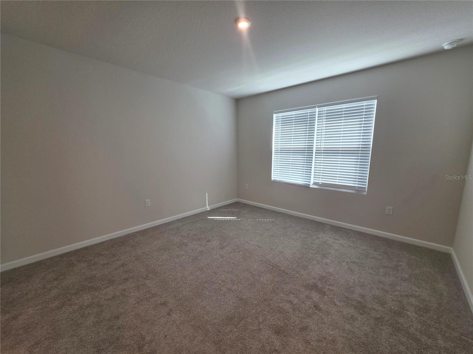 1210 PORT BLUE WAY, LADY LAKE, FL, 32159