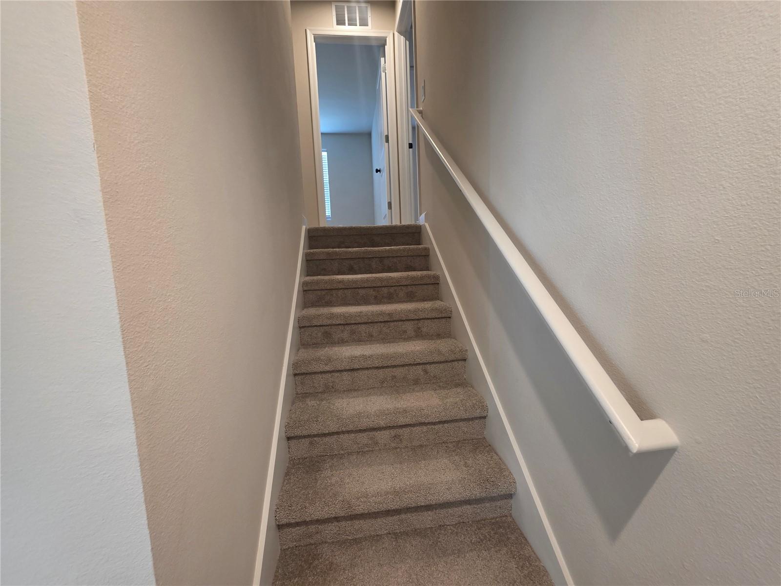 1210 PORT BLUE WAY, LADY LAKE, FL, 32159