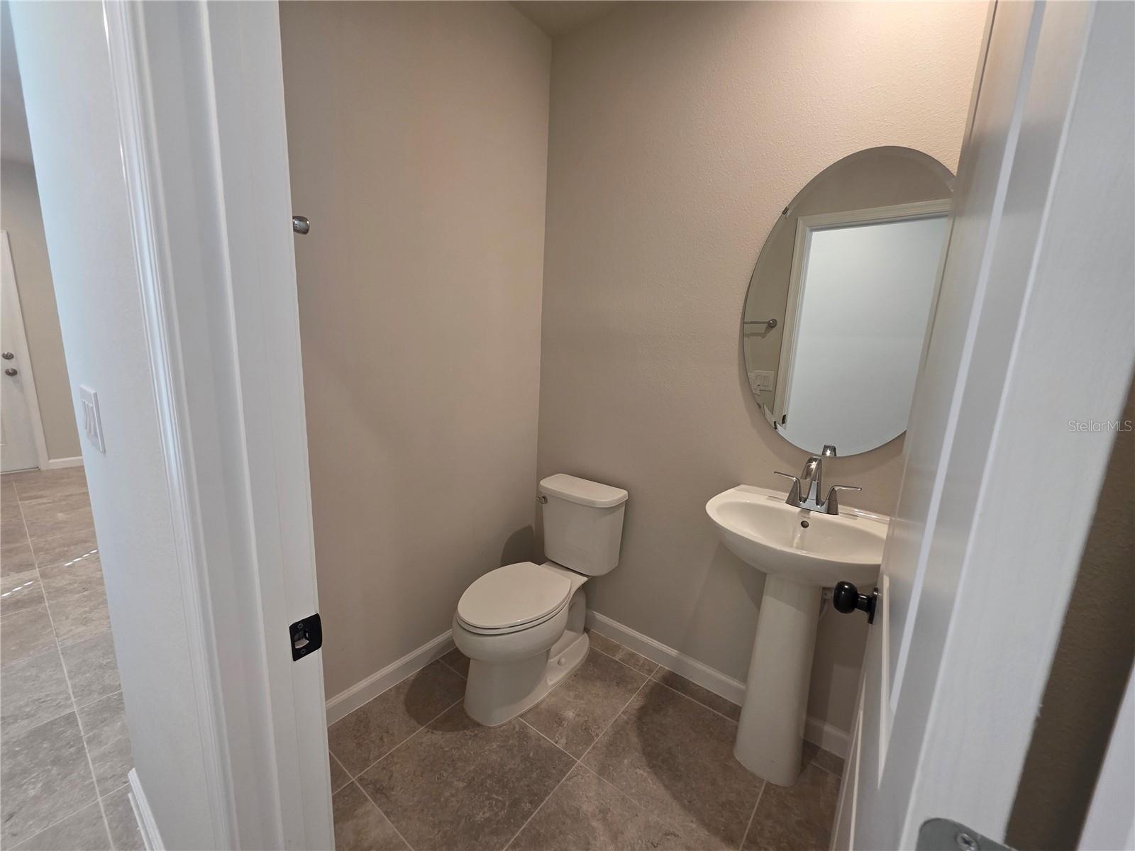 1210 PORT BLUE WAY, LADY LAKE, FL, 32159