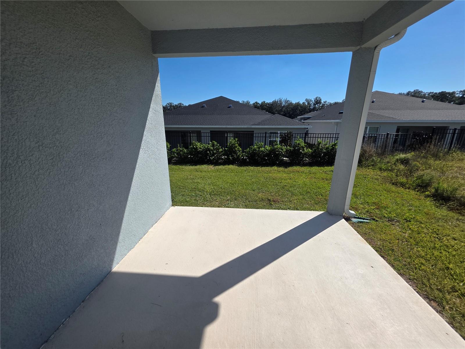 1210 PORT BLUE WAY, LADY LAKE, FL, 32159