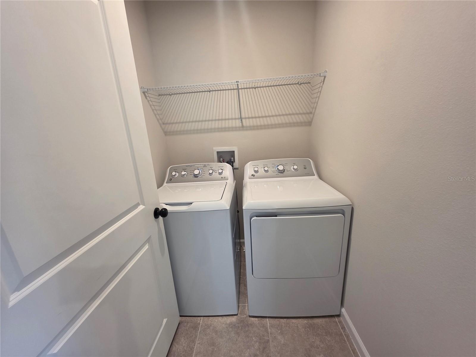 1210 PORT BLUE WAY, LADY LAKE, FL, 32159