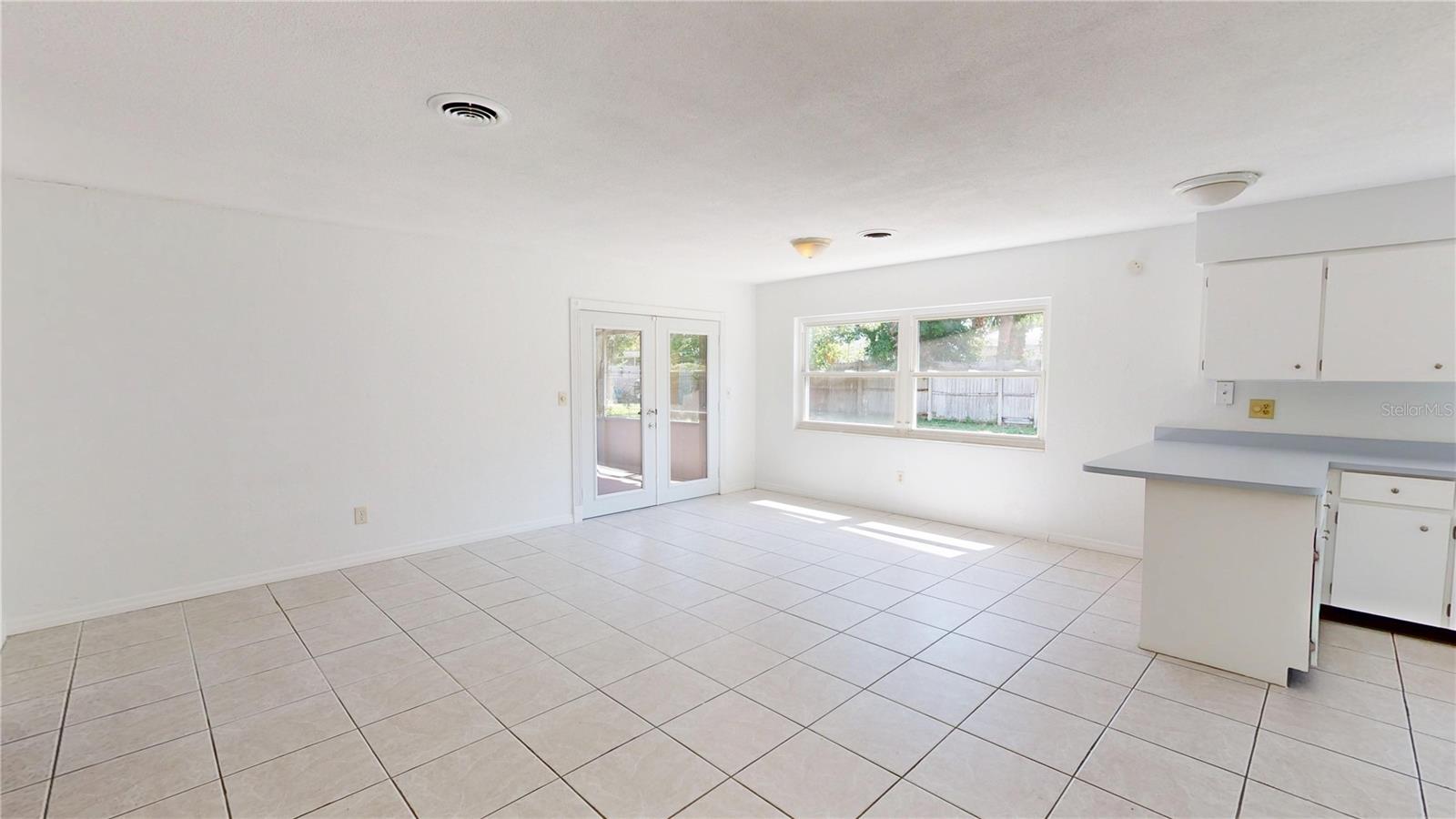 1119 EDITH DR, DAYTONA BEACH, FL, 32117