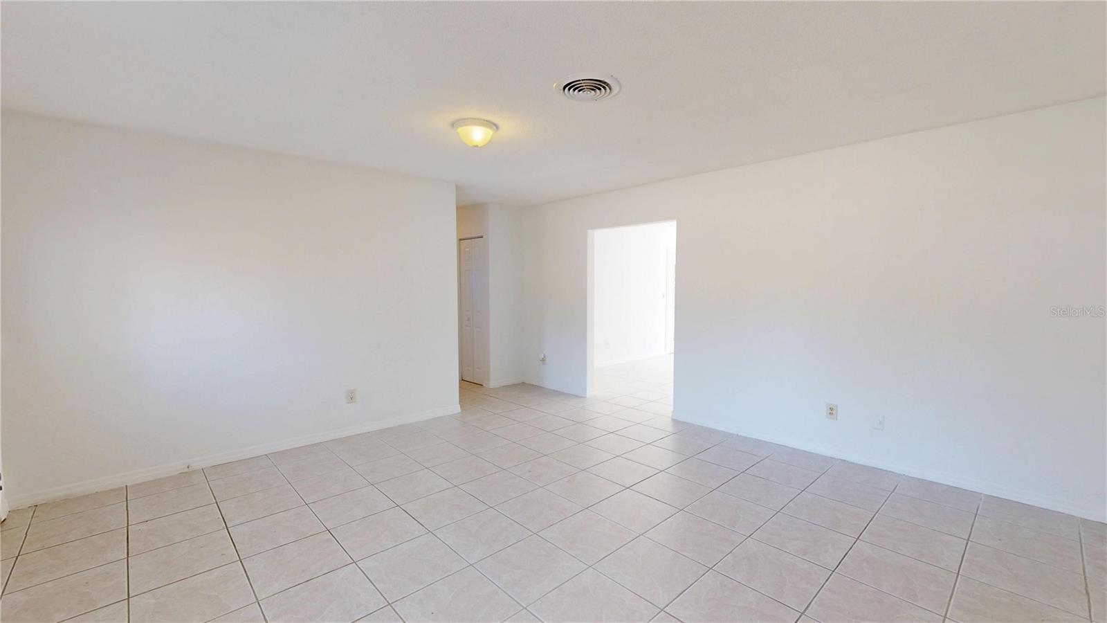 1119 EDITH DR, DAYTONA BEACH, FL, 32117