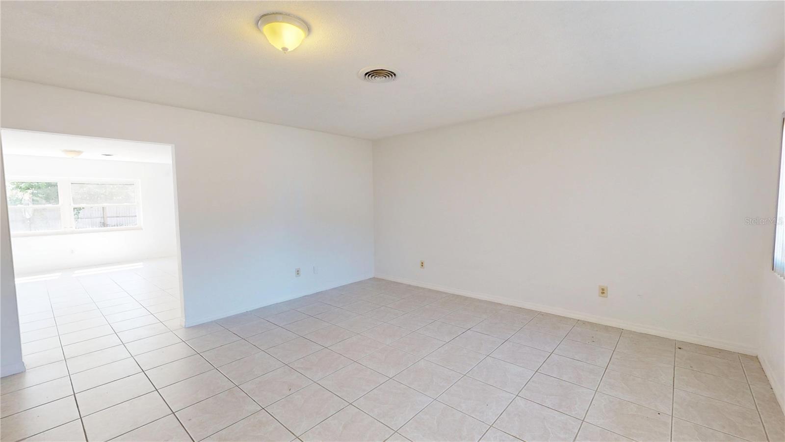 1119 EDITH DR, DAYTONA BEACH, FL, 32117