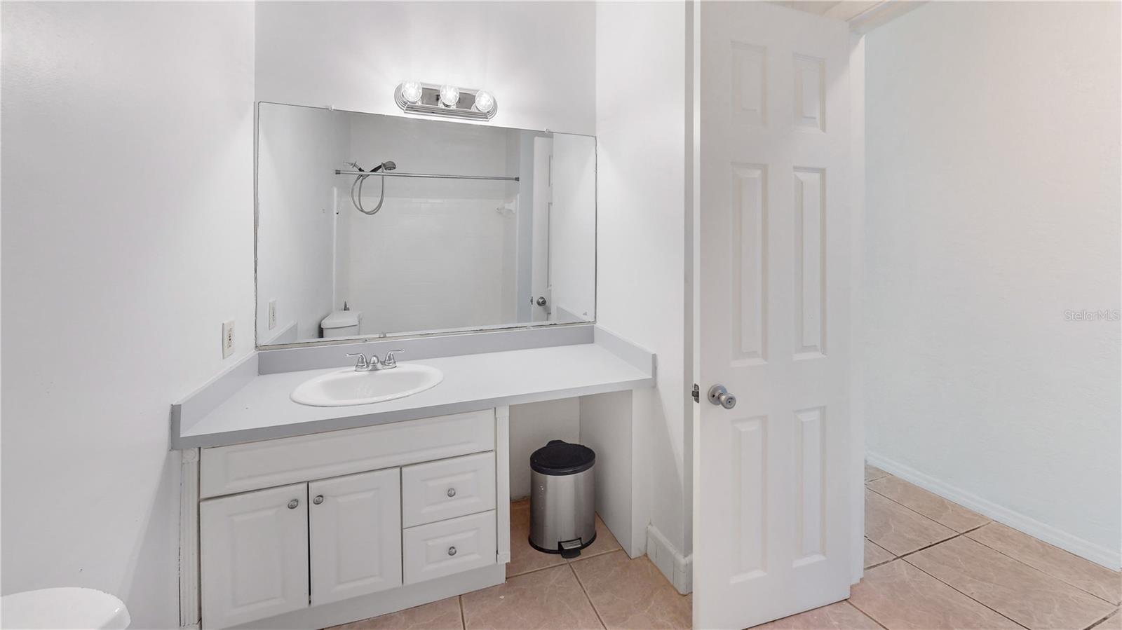 1119 EDITH DR, DAYTONA BEACH, FL, 32117