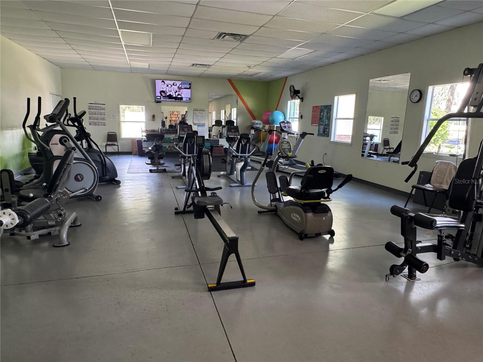 82 N BOBWHITE RD, WILDWOOD, FL, 34785