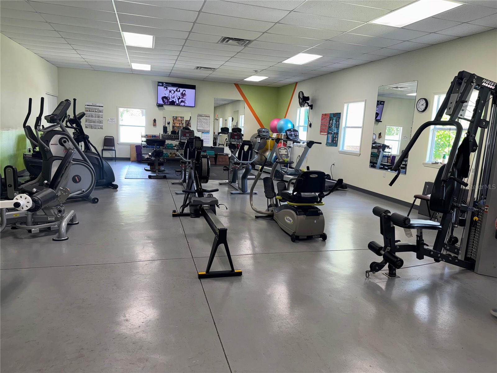 82 N BOBWHITE RD, WILDWOOD, FL, 34785