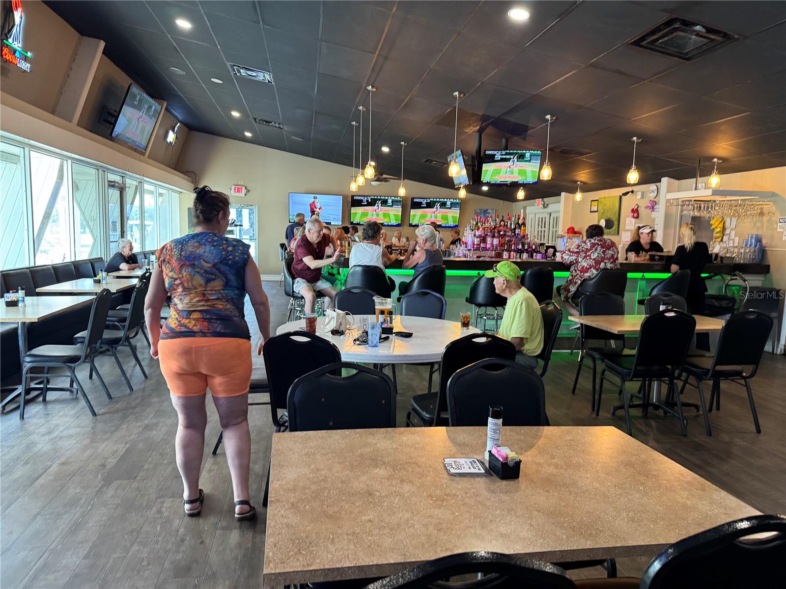 82 N BOBWHITE RD, WILDWOOD, FL, 34785