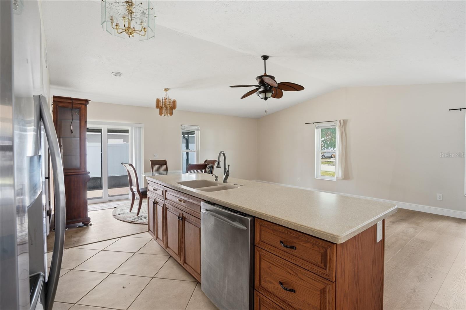 5425 PENTAIL CIR, TAMPA, FL, 33625