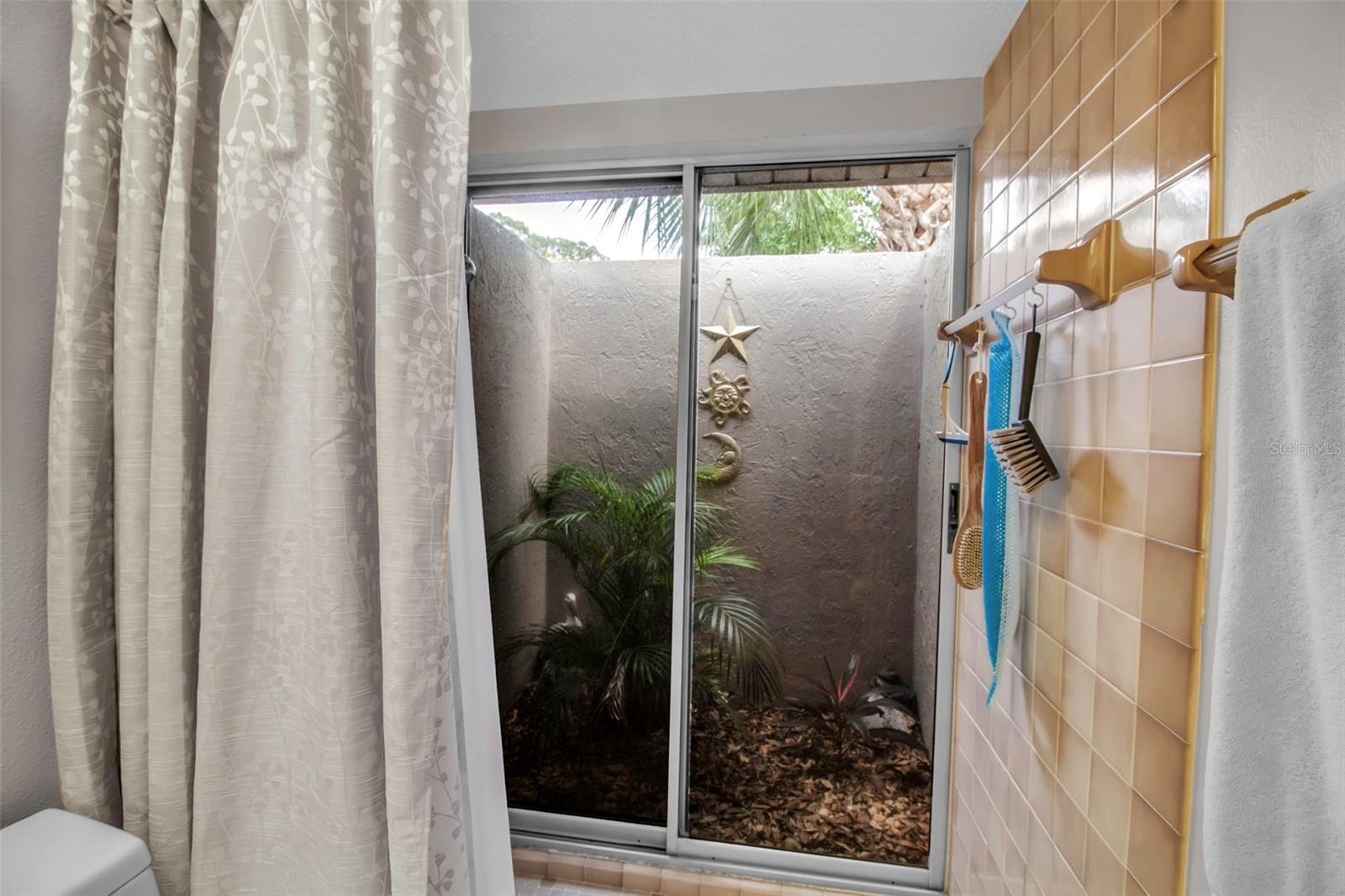 721 N JEFFERSON AVE #721, SARASOTA, FL, 34237