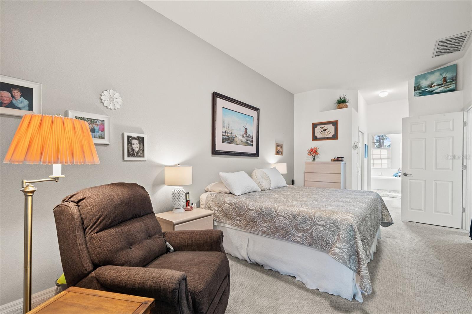 18715 DOVE HOLLOW CT, HUDSON, FL, 34667