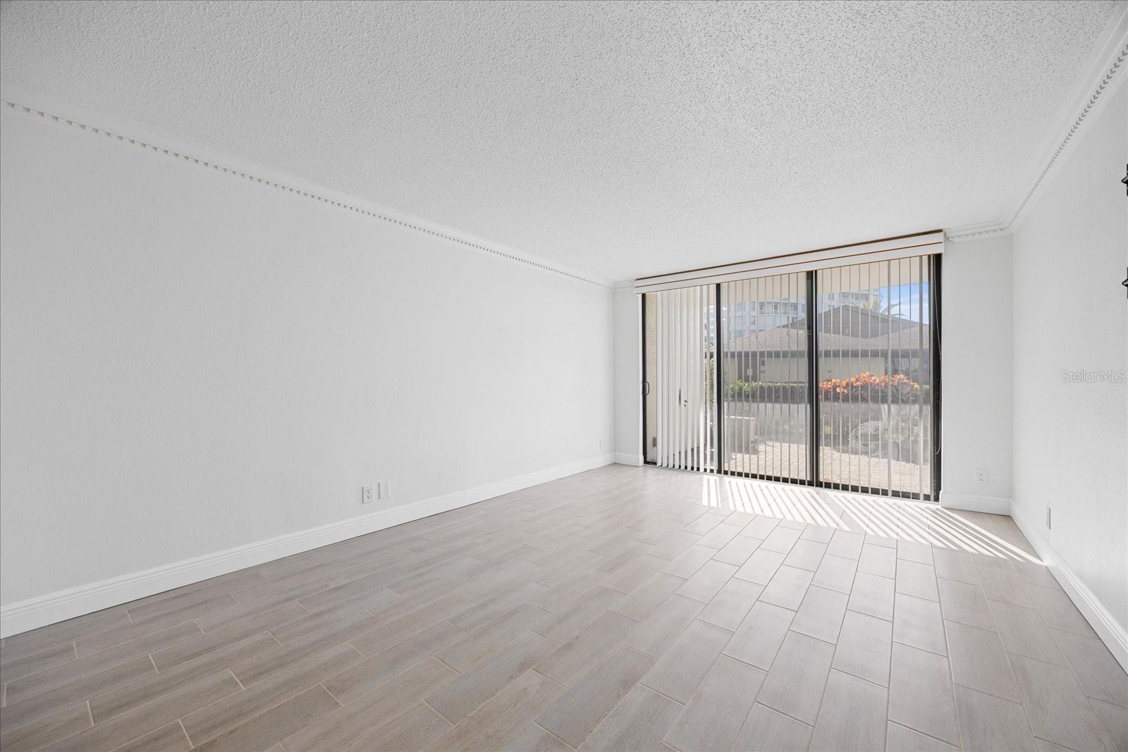 100 OAKMONT LN #101, BELLEAIR, FL, 33756