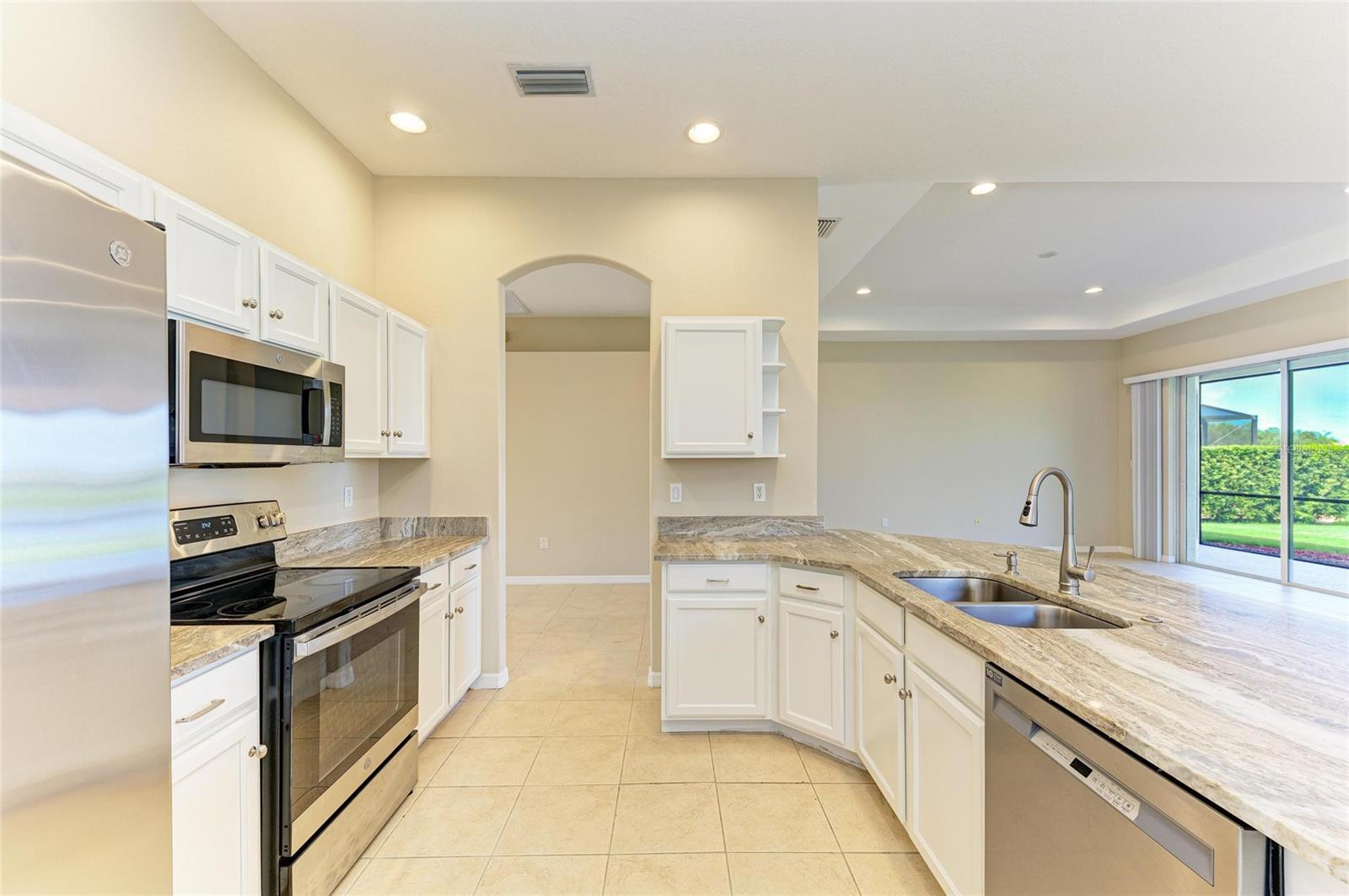 8772 STONE HARBOUR LOOP, BRADENTON, FL, 34212