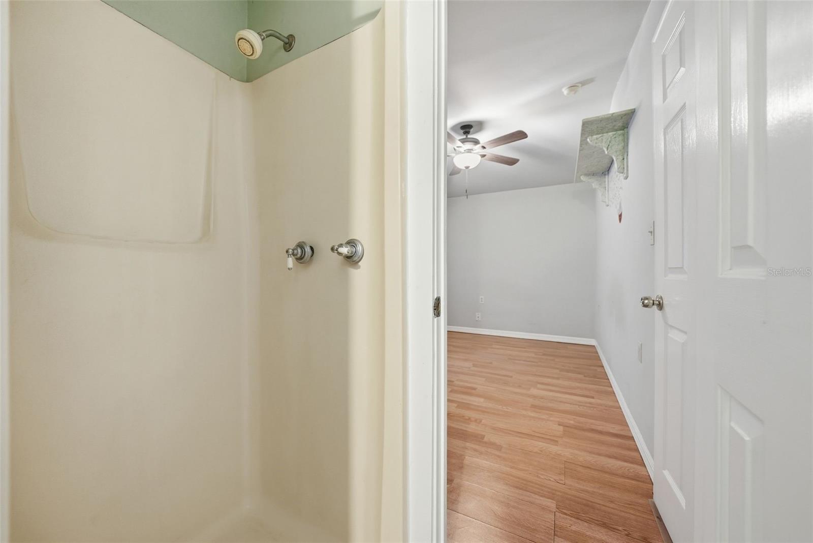 533 38TH AVE N, ST PETERSBURG, FL, 33704