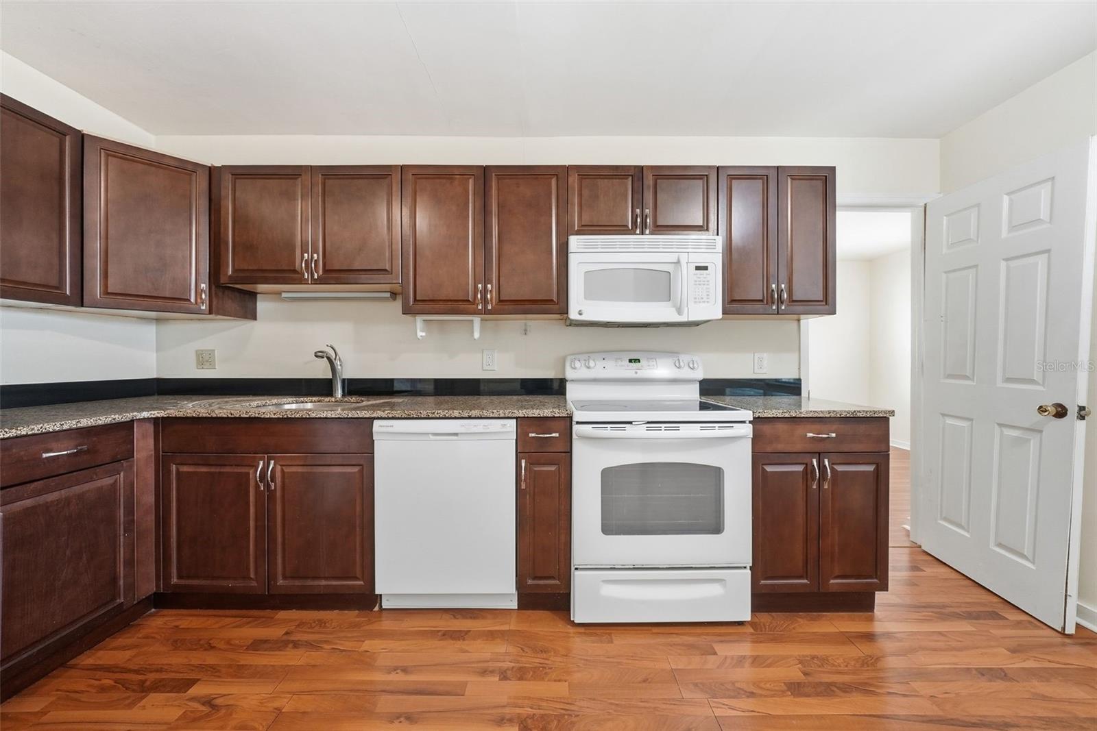 533 38TH AVE N, ST PETERSBURG, FL, 33704