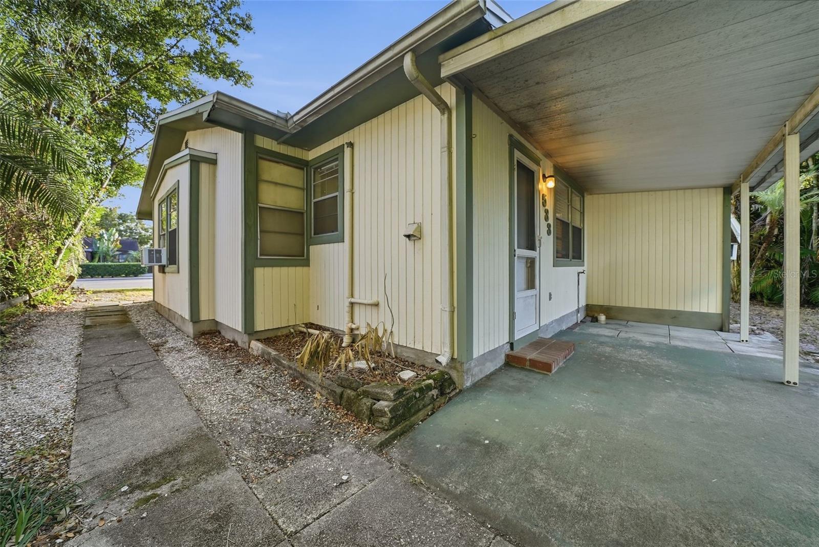 533 38TH AVE N, ST PETERSBURG, FL, 33704