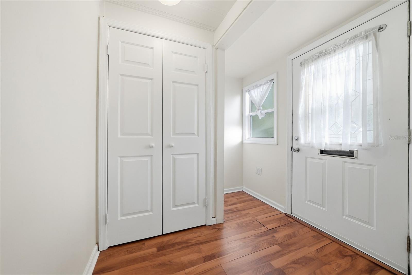 533 38TH AVE N, ST PETERSBURG, FL, 33704