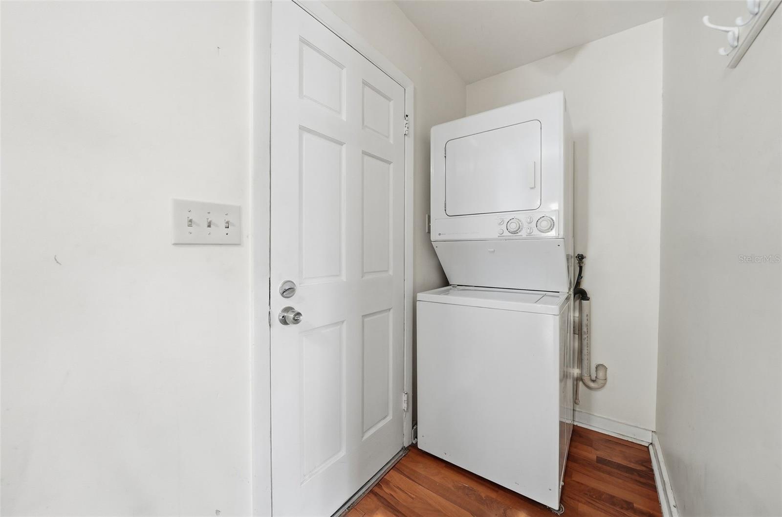 533 38TH AVE N, ST PETERSBURG, FL, 33704