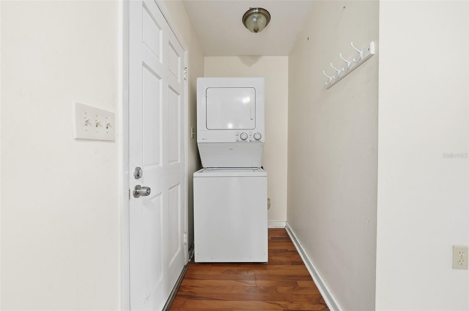 533 38TH AVE N, ST PETERSBURG, FL, 33704